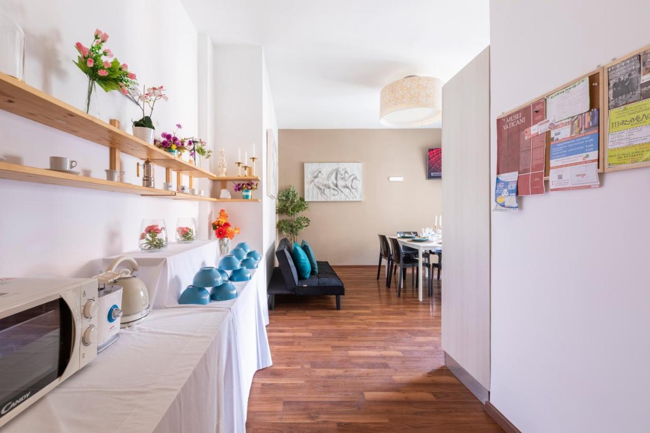 Momo Central Rome 3 외부 사진
